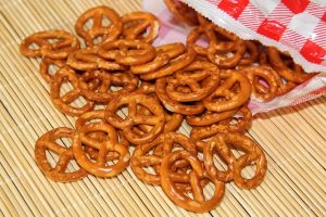 Cinnamon Pretzels
